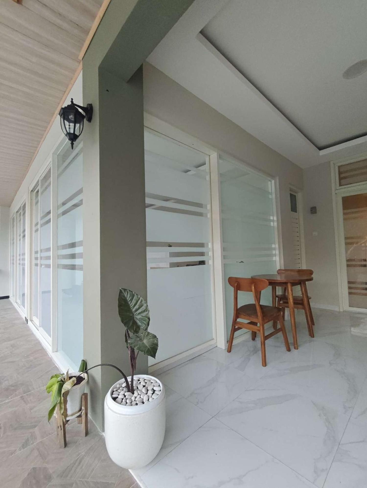 El Nipa Hotel 纳闽巴霍 外观 照片